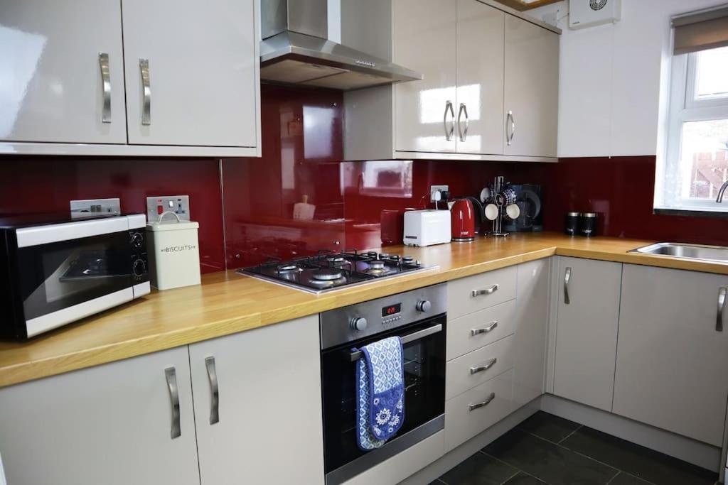Dol Bach - Your Homely Welsh Cottage In The Heart Of Snowdonia بلايناو-فيستينيوج المظهر الخارجي الصورة