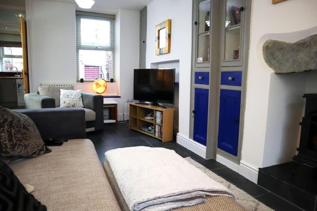 Dol Bach - Your Homely Welsh Cottage In The Heart Of Snowdonia بلايناو-فيستينيوج المظهر الخارجي الصورة