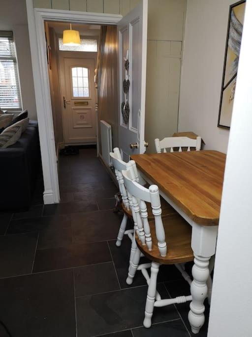 Dol Bach - Your Homely Welsh Cottage In The Heart Of Snowdonia بلايناو-فيستينيوج المظهر الخارجي الصورة