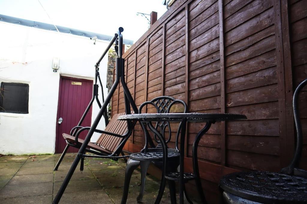 Dol Bach - Your Homely Welsh Cottage In The Heart Of Snowdonia بلايناو-فيستينيوج المظهر الخارجي الصورة